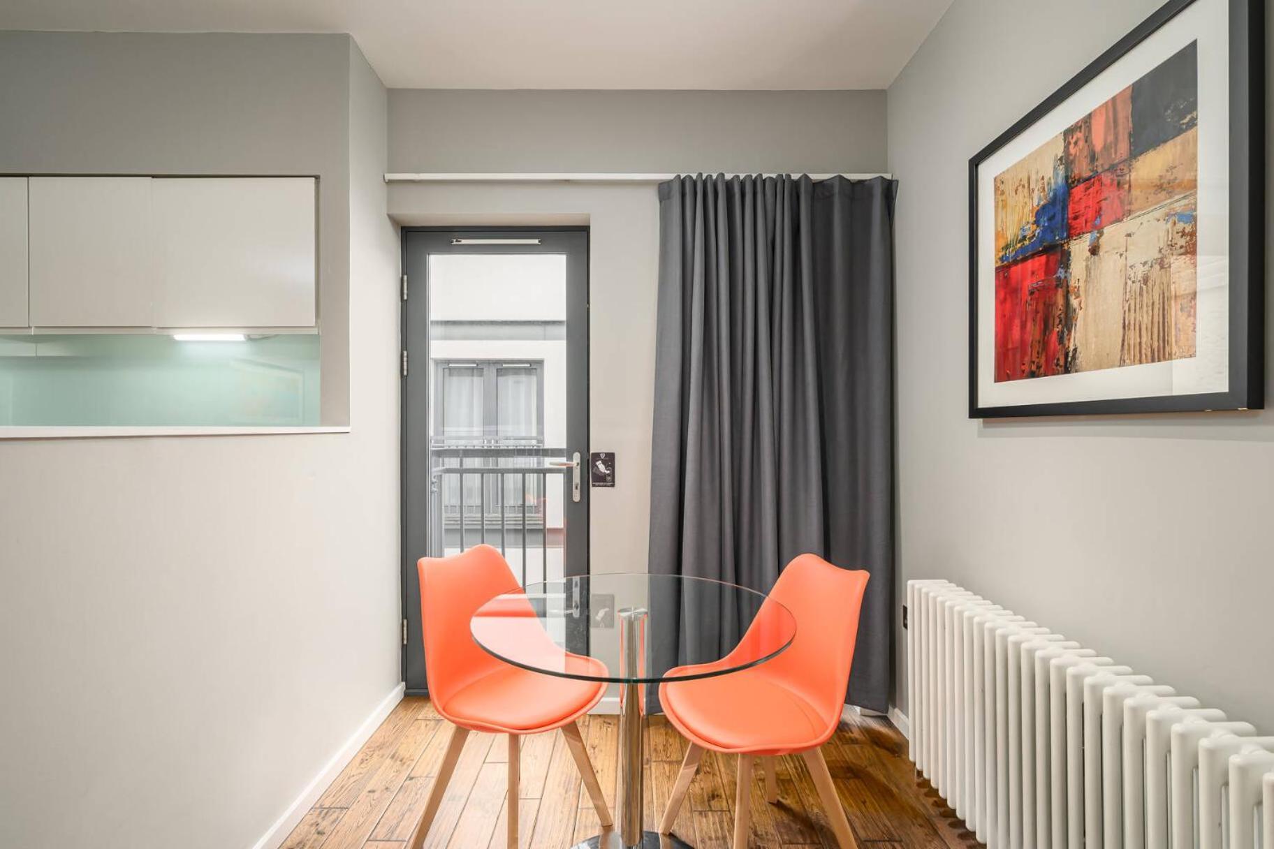Destiny Scotland -The Malt House Apartments Edimburgo Exterior foto